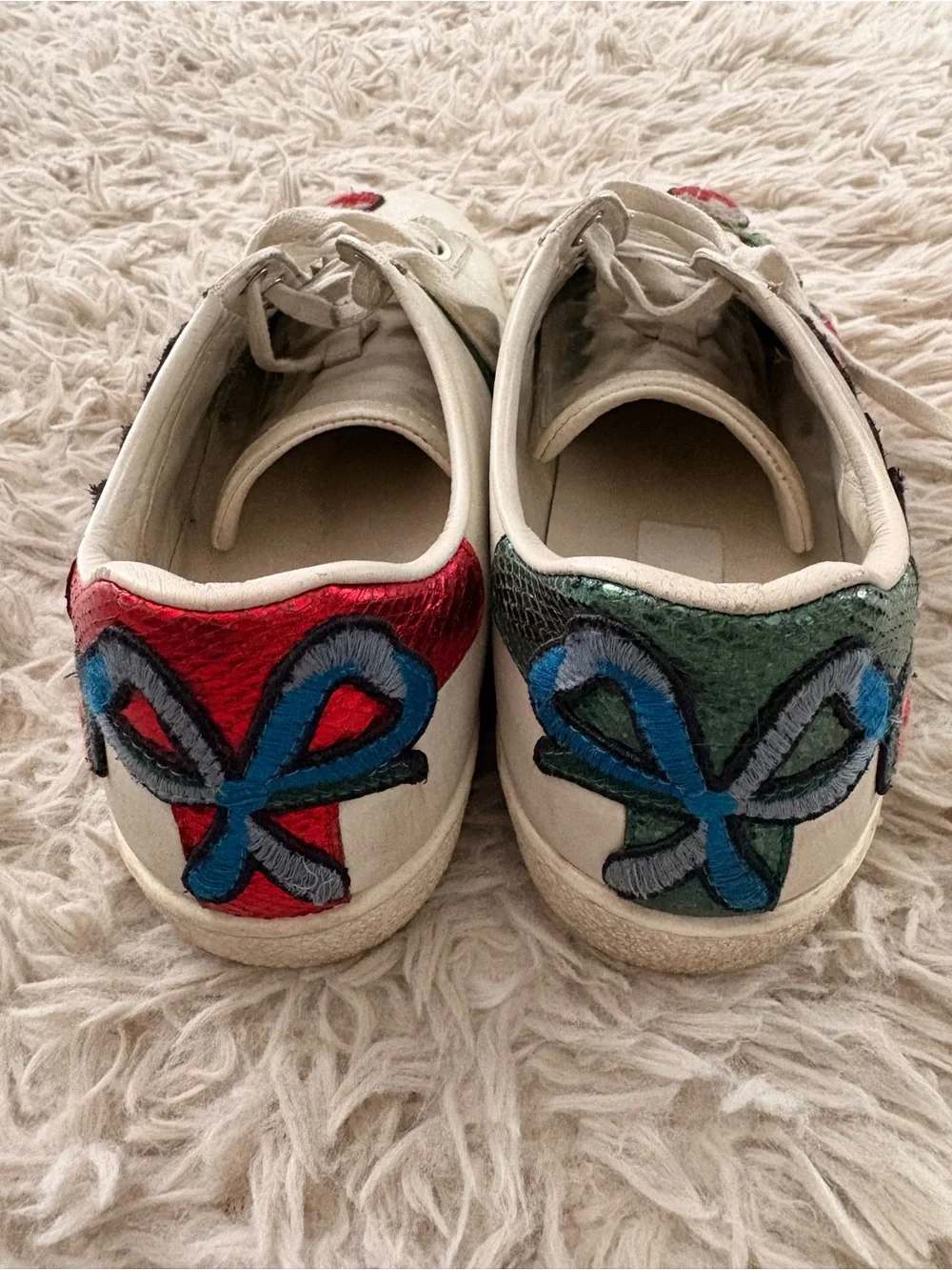 Gucci White Leather Floral Embroidered Lace-Up Sneakers